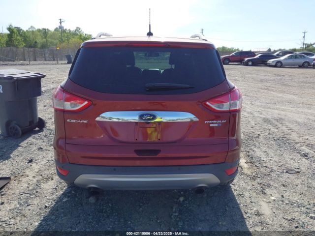 1FMCU9JX9GUA16892 Ford Escape Titanium
