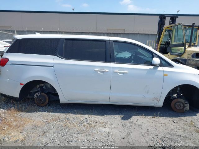 KNDMB5C10K6569511 KIA SEDONA LX