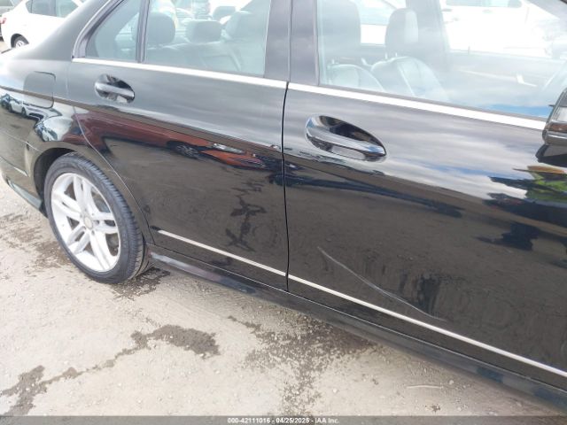 WDDGF4HB2EG237538 Mercedes-Benz C-class C 250 Sport/luxury