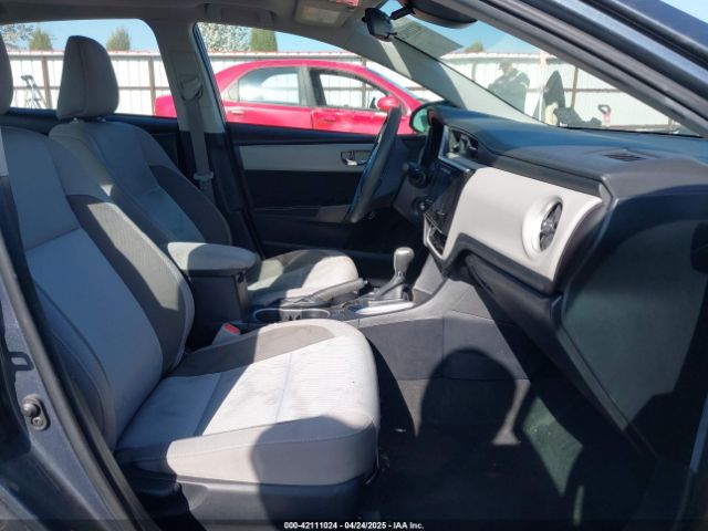 2T1BURHE5KC226237 Toyota COROLLA LE