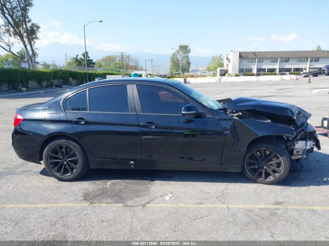 WBA8A9C52GK618945 BMW 320i