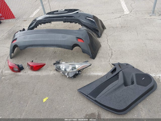 JM1BM1L73E1172987 Mazda Mazda3 I Touring