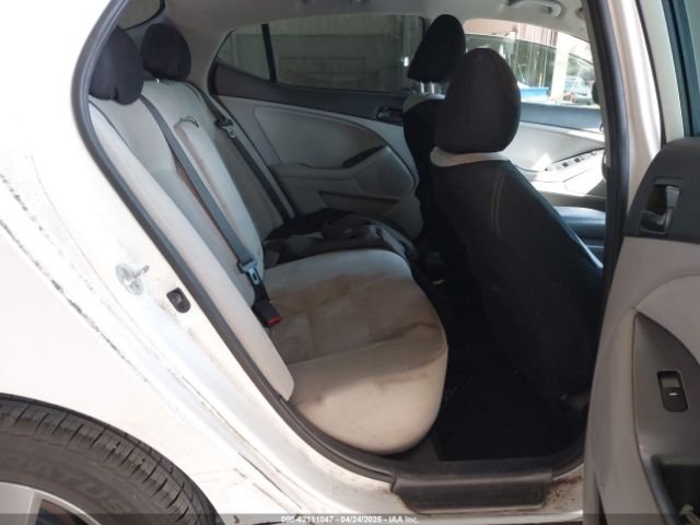5XXGM4A79FG464286 KIA Optima Lx