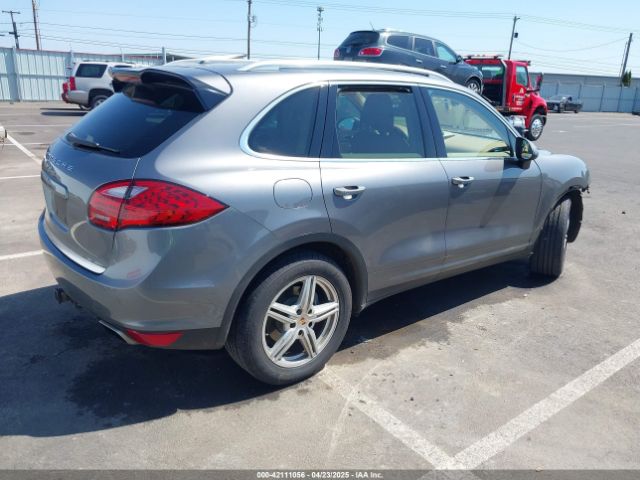 2013 PORSCHE CAYENNE WP1AA2A24DLA19117 Photo 3