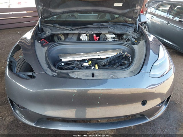 2023 TESLA MODEL Y 7SAYGAEEXPF618174 Photo 9