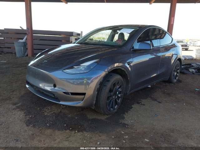 2023 TESLA MODEL Y 7SAYGAEEXPF618174 Photo 1
