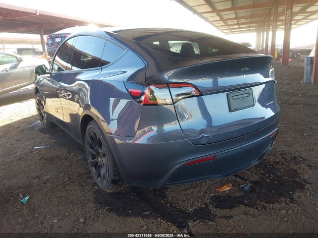 2023 TESLA MODEL Y 7SAYGAEEXPF618174 Photo 2