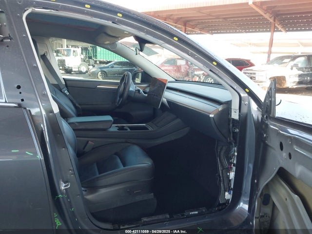 2023 TESLA MODEL Y 7SAYGAEEXPF618174 Photo 4