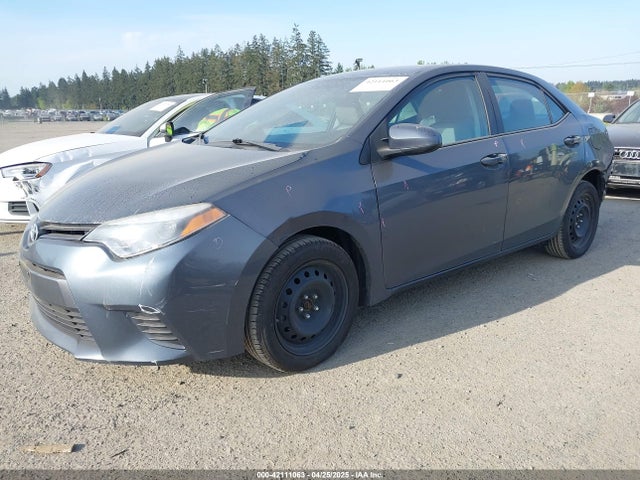 Toyota COROLLA LE 2016 5YFBURHE5GP441916 Image 2