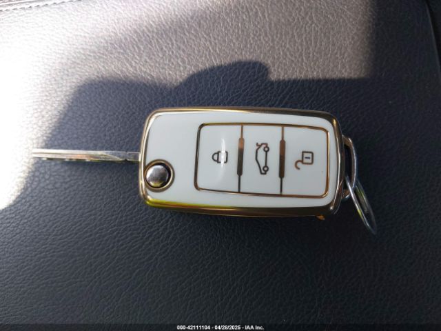 1VWBN7A35EC102814 Volkswagen Passat 2.0l Tdi Se