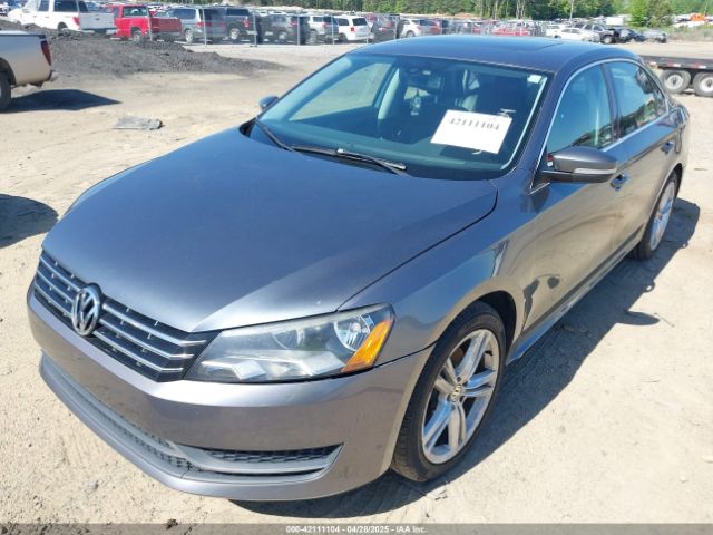 1VWBN7A35EC102814 Volkswagen Passat 2.0l Tdi Se
