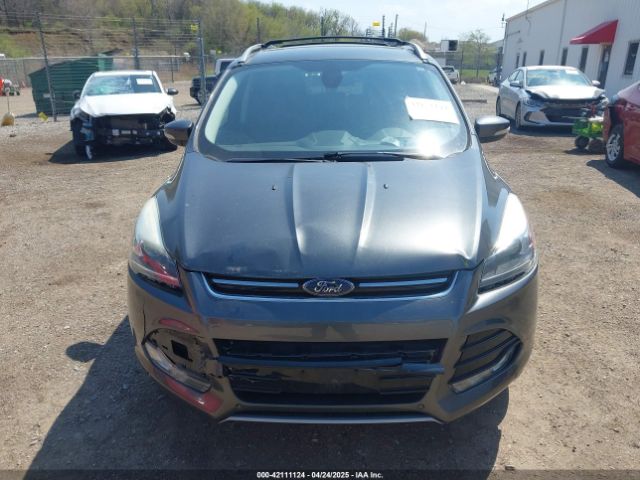 1FMCU9J96GUB20757 Ford Escape Titanium