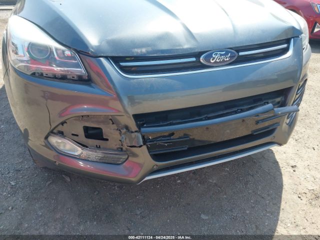 1FMCU9J96GUB20757 Ford Escape Titanium