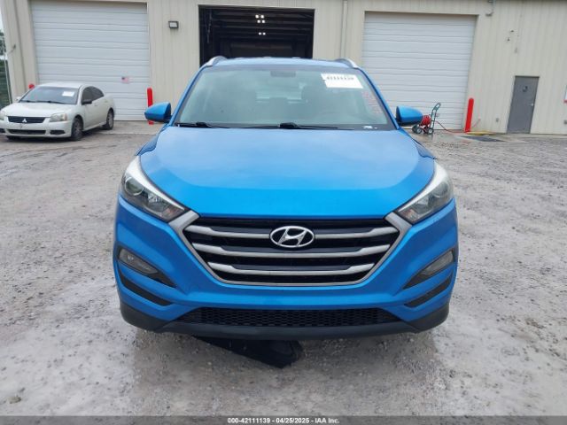 KM8J33A4XJU641063 Hyundai TUCSON SEL
