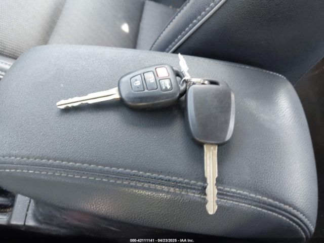 5YFBURHE7EP107156 Toyota Corolla S