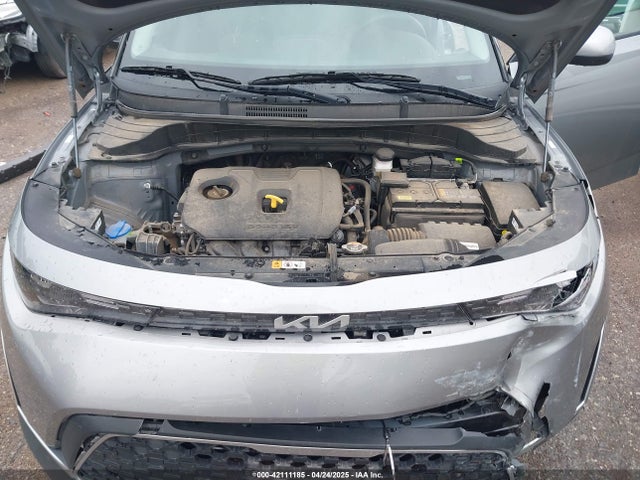 KNDJ23AU8R7905091 KIA SOUL LX