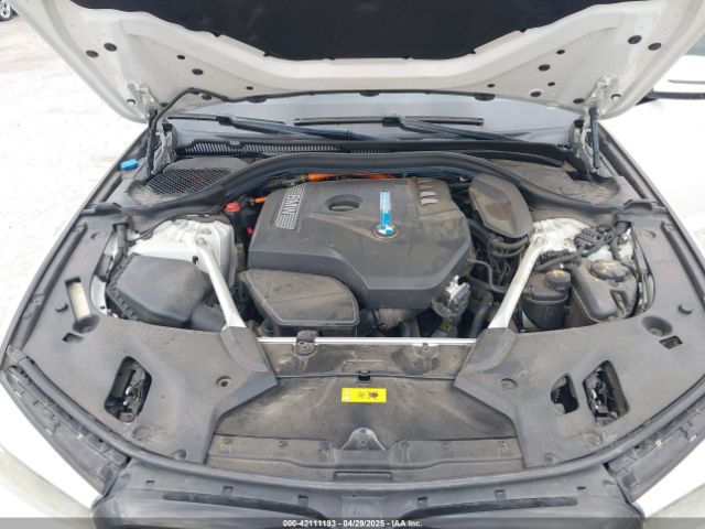 2019 BMW 530E WBAJA9C58KB389245 Photo 9