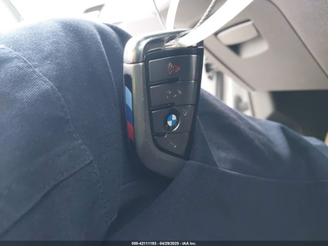 2019 BMW 530E WBAJA9C58KB389245 Photo 10
