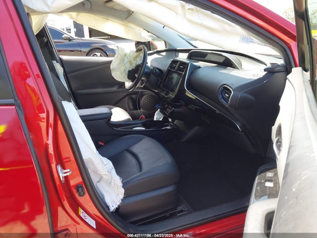 JTDKARFU1G3508166 Toyota Prius Three Touring