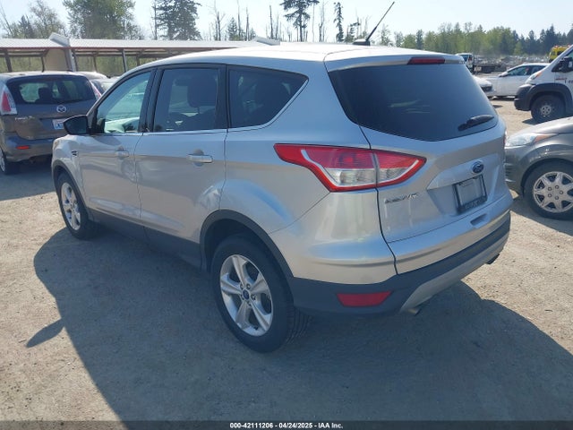 1FMCU9GX1EUB48145 Ford ESCAPE SE