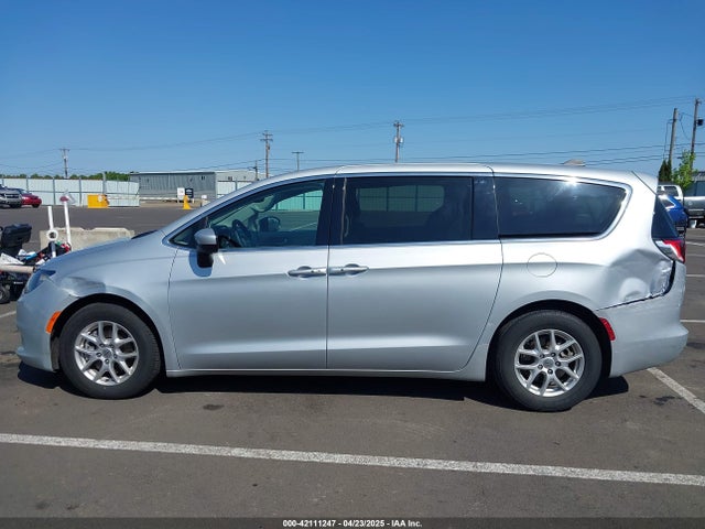 Chrysler Voyager Lx 2023 2C4RC1CG0PR597647 Image 14