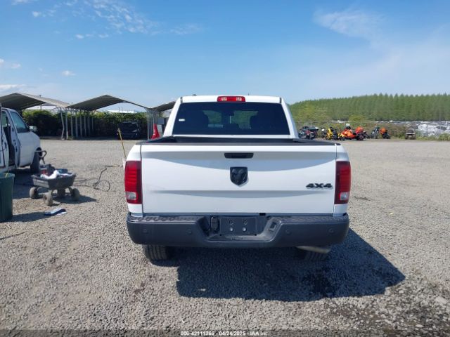 1C6RR7LG9RS157243 RAM 1500 Classic Warlock  4x4 5'7 Box