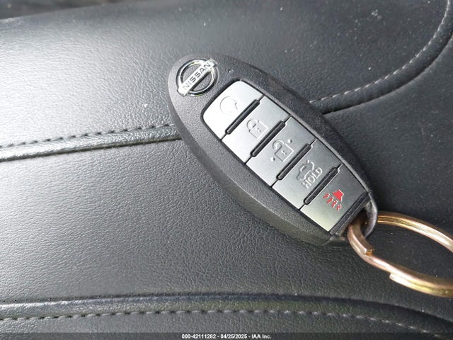 KNMAT2MT8KP540489 Nissan ROGUE SV