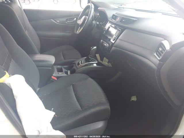 KNMAT2MT8KP540489 Nissan ROGUE SV