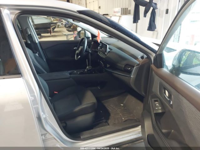 5N1AT3BA5MC733308 Nissan Rogue Sv Fwd