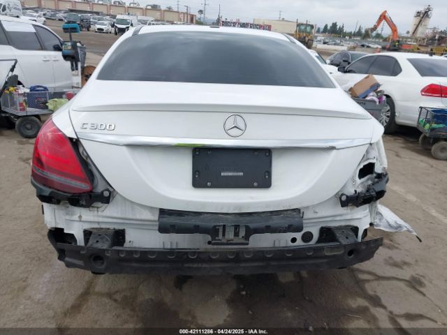 55SWF8DBXKU305138 Mercedes-Benz C 300