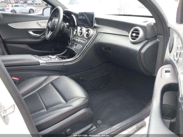 55SWF8DBXKU305138 Mercedes-Benz C 300