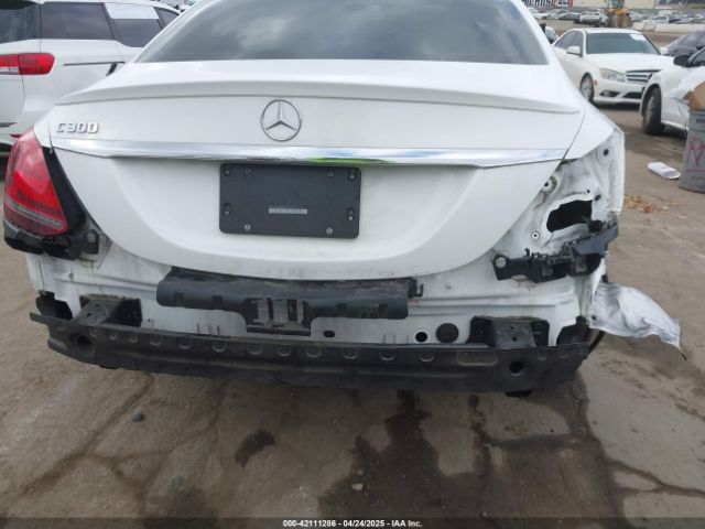 55SWF8DBXKU305138 Mercedes-Benz C 300