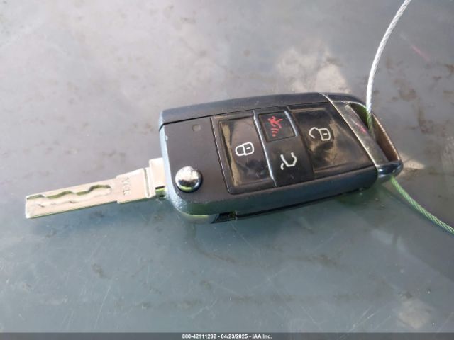 3VW5T7AU0GM022205 Volkswagen Golf Gti S 4-door