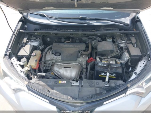 JTMWFREV5JJ202927 Toyota Rav4 Xle
