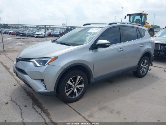 JTMWFREV5JJ202927 Toyota Rav4 Xle
