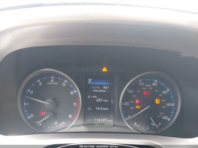 JTMWFREV5JJ202927 Toyota Rav4 Xle