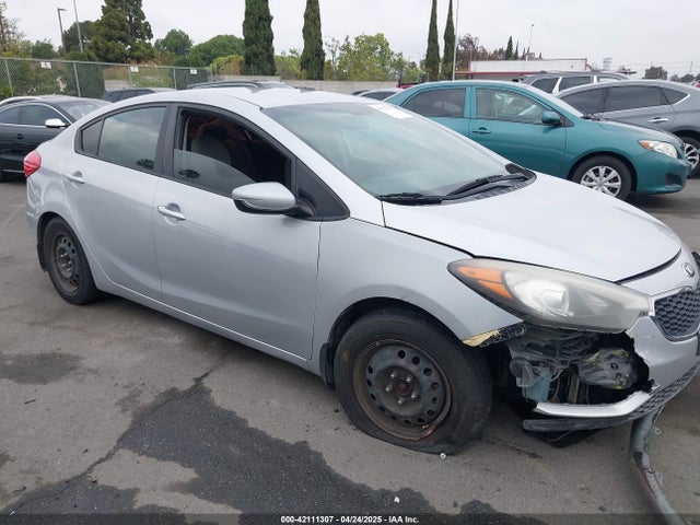 KIA FORTE LX 2015 KNAFK4A60F5399466 Image 13