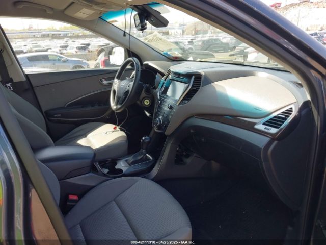 KM8SMDHF2HU190509 Hyundai Santa Fe Se