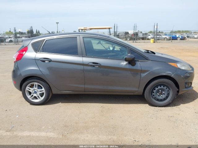 3FADP4EJ2KM102475 Ford FIESTA SE