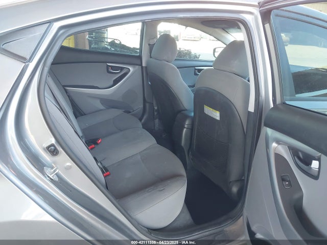 5NPDH4AE8EH525264 Hyundai ELANTRA SE
