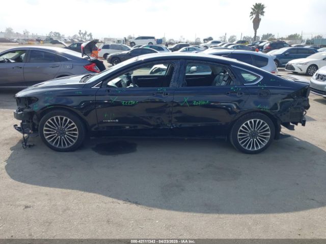 3FA6P0RU6JR115236 Ford Fusion Hybrid Titanium