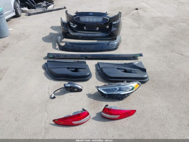3FA6P0RU6JR115236 Ford Fusion Hybrid Titanium
