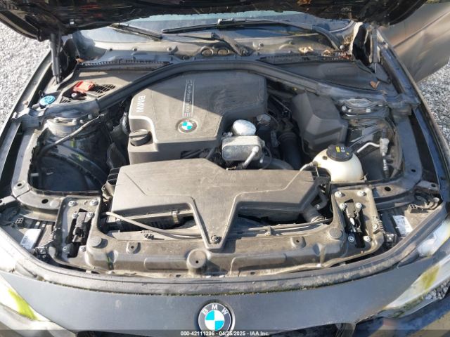 WBA8A9C55JK622768 BMW 320i