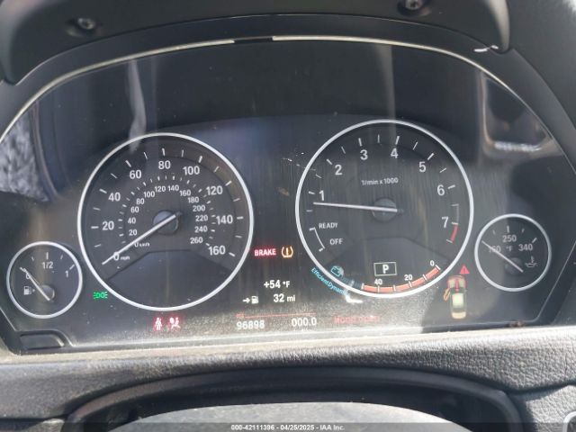 WBA8A9C55JK622768 BMW 320i