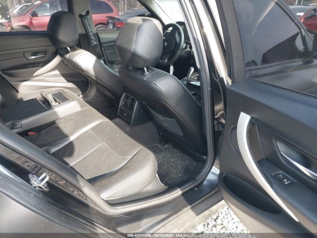 WBA8A9C55JK622768 BMW 320i