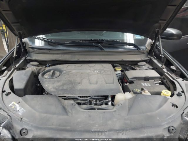 1C4PJMLXXKD315119 Jeep Cherokee Latitude Plus 4x4