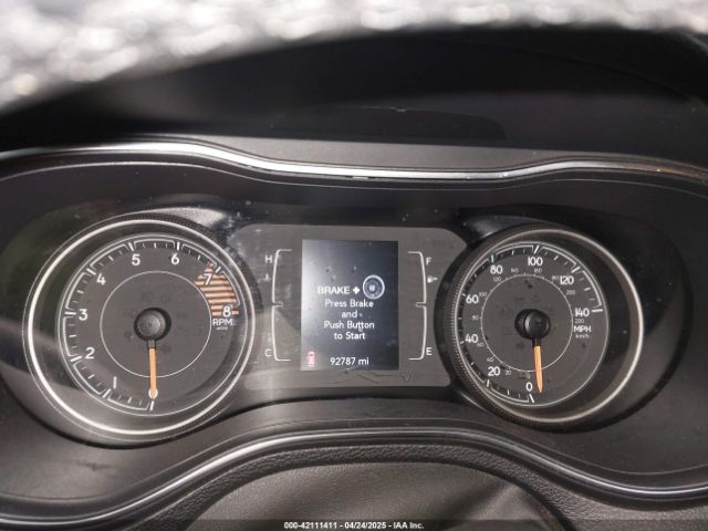 1C4PJMLXXKD315119 Jeep Cherokee Latitude Plus 4x4