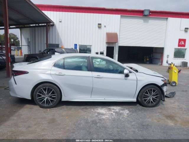 4T1T11AK8NU066162 Toyota CAMRY SE
