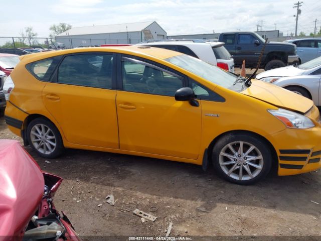JTDZN3EU6EJ006859 Toyota Prius V Five