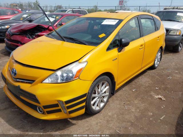 JTDZN3EU6EJ006859 Toyota Prius V Five